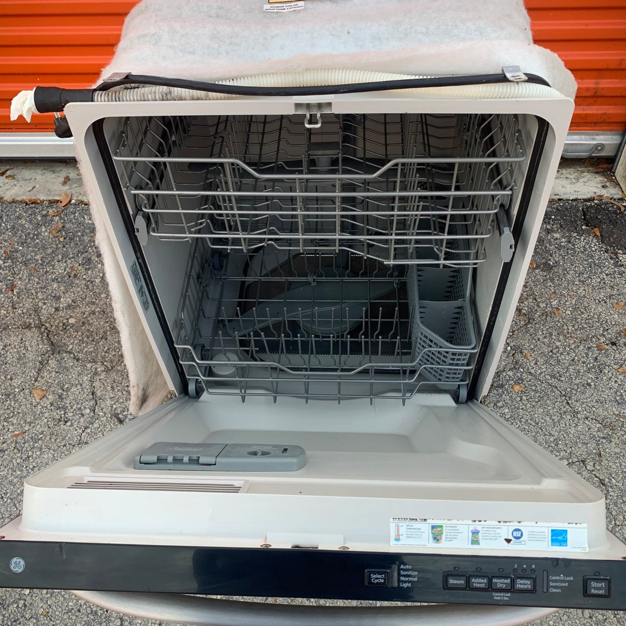 GE Stainless Steel Dishwasher GE Stainless Steel Dishwasher